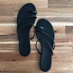 Reformation Ludo Toe Ring Strappy Flat Sandal